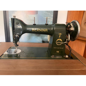 Máquina de Costura Bernina (Seminova) 114